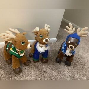 BUILD A BEAR  SANTA’S REINDEER STUFFED ANIMAL  Donner, Blitzen and  Vixen